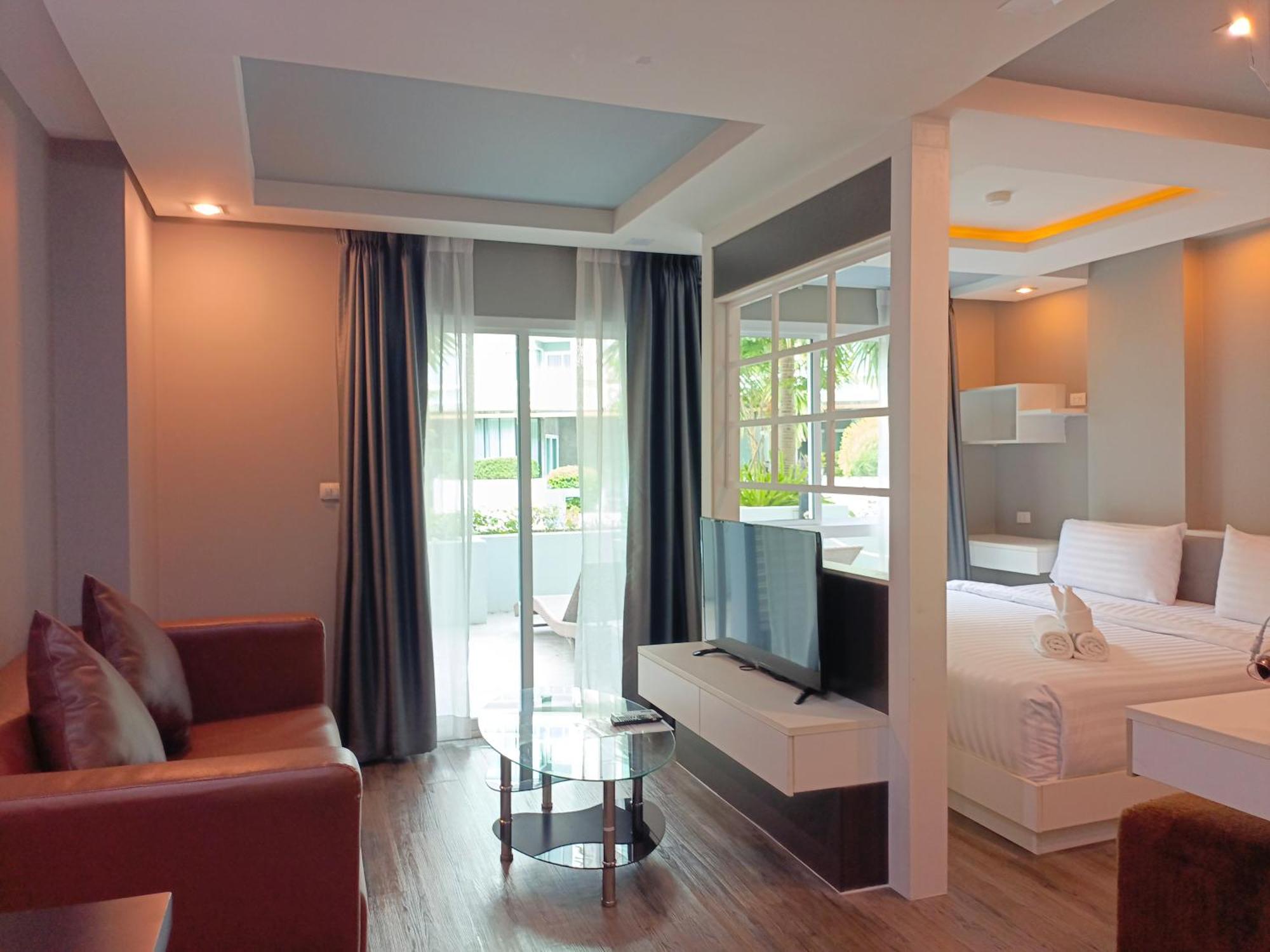 Wisdom Hotel&Residence Rayong Buitenkant foto